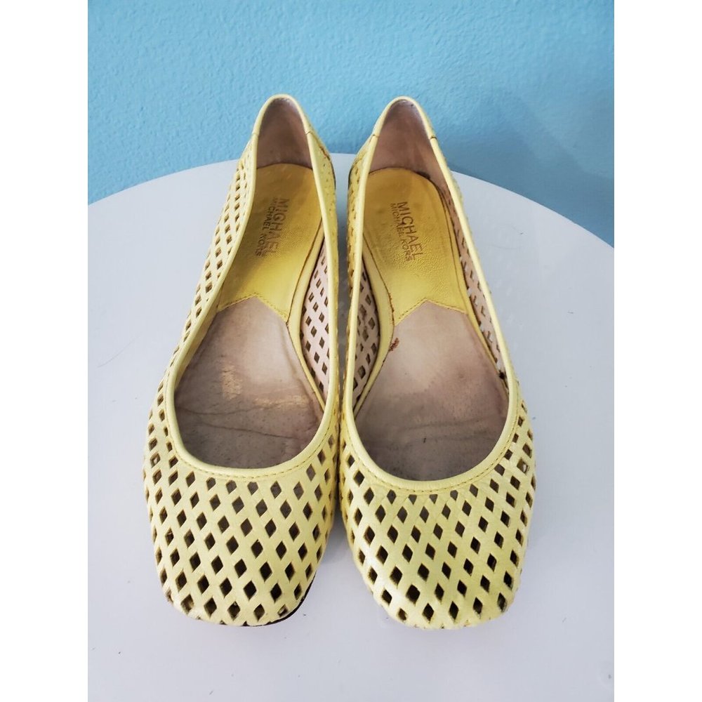 MICHAEL KORS Yellow Flat Ballet SLIP ON Diamond cutout shape SHOES Sz7.5 WOMEN - Picture 6 of 8